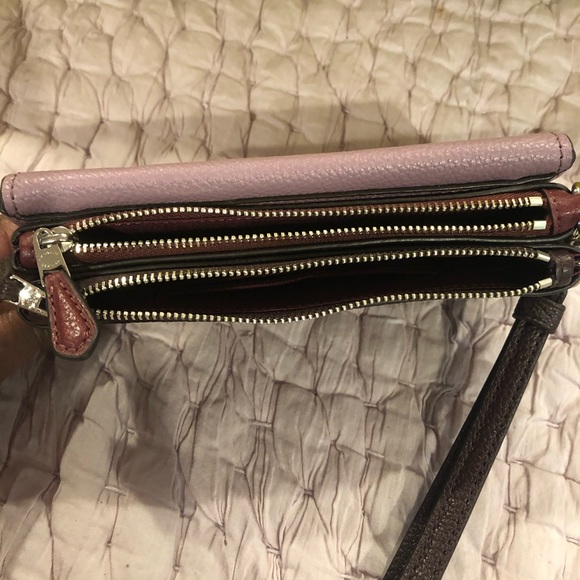NWT Authentic Coach Triple Wristlet - Picture 4 of 7